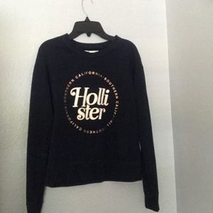hollister women’s long sleeved shirt